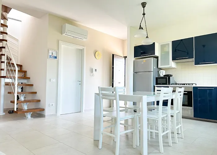 De Vivo Realty - La Campanella